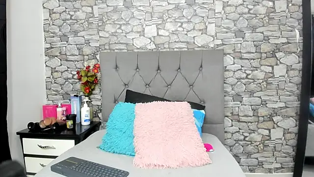 your angel7 online show from November 2025 02:10:01 AM