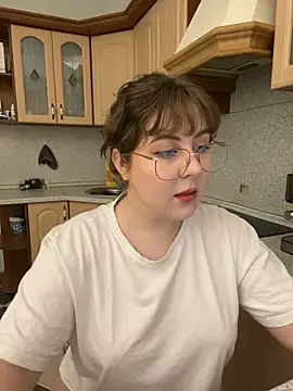 Snapshot of cinnabon_ chatting on December 2024 05:24:01 PM cinnabon online show from December 2024 05:24:01 PM