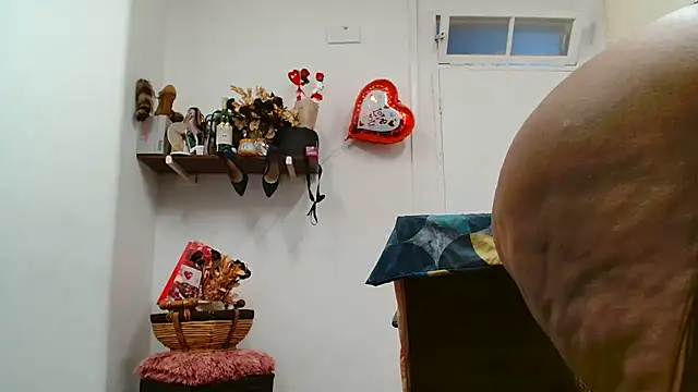 Snapshot of xTALLSEXYBUMx chatting on March 2026 07:58:02 PM xTALLSEXYBUMx online show from March 2026 07:58:02 PM