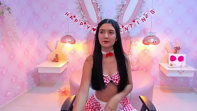 Saraa Skinny online show from February 2025 05:57:02 PM