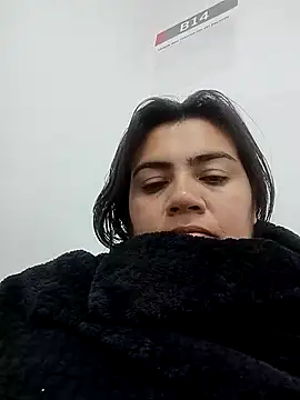 Snapshot of naughty-sharlot chatting on January 2025 03:54:01 AM naughty-sharlot online show from January 2025 03:54:01 AM