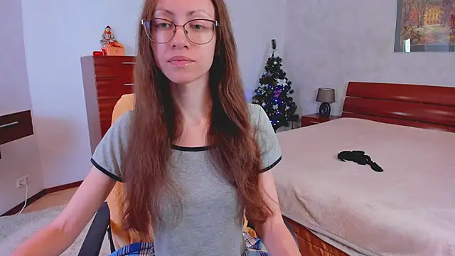 Snapshot of Pantyhose_Mila chatting on December 2025 08:03:02 PM Pantyhose Mila online show from December 2025 08:03:02 PM