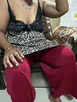 Snapshot of Tameesh_sexy_mistress chatting on July 2026 04:52:02 AM Tameesh sexy mistress online show from July 2026 04:52:02 AM
