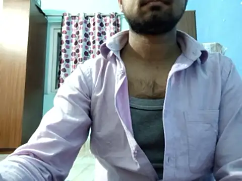 Snapshot of Ishan003 chatting on January 2026 02:11:01 PM Ishan003 online show from January 2026 02:11:01 PM