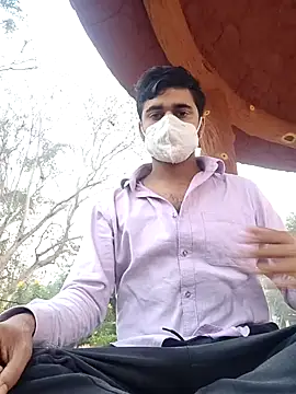 Snapshot of Ishan003 chatting on February 2026 12:52:02 AM Ishan003 online show from February 2026 12:52:02 AM