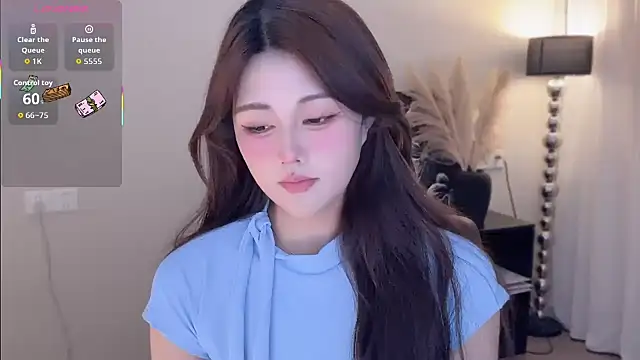 Strawberrybabyy1 online show from October 2025 03:35:02 PM