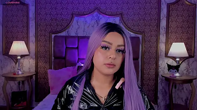 Snapshot of SoffiQueen chatting on September 2025 08:31:02 PM SoffiQueen online show from September 2025 08:31:02 PM