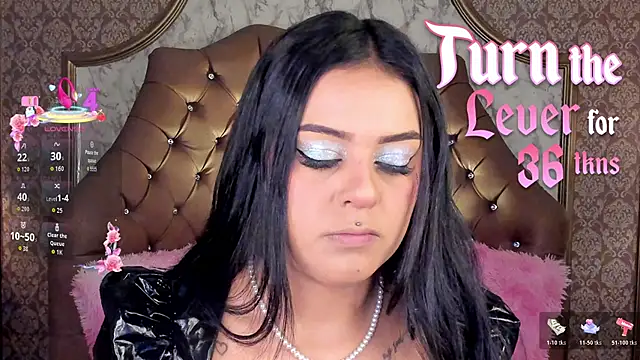 SoffiQueen online show from June 2026 02:34:01 PM