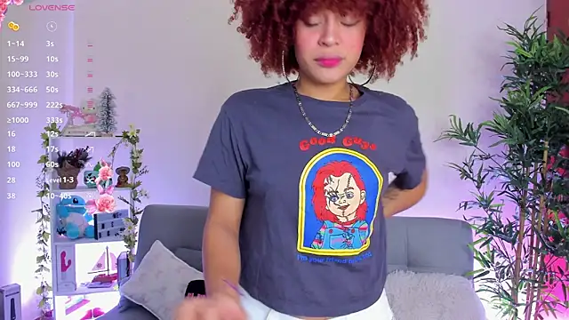 Snapshot of natty_romanof_18 chatting on February 2025 12:27:01 PM natty romanof 18 online show from February 2025 12:27:01 PM