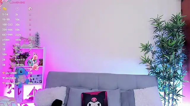 Snapshot of natty_romanof_18 chatting on February 2025 06:31:01 PM natty romanof 18 online show from February 2025 06:31:01 PM