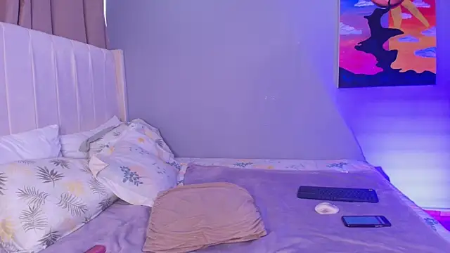 Shenoa1 online show from November 2025 02:39:02 PM