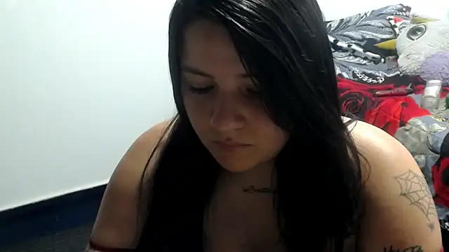 Snapshot of shopyymessyy chatting on January 2025 05:44:02 PM shopyymessyy online show from January 2025 05:44:02 PM