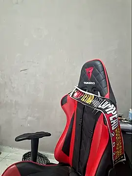 luuhcat09 online show from April 2026 12:03:02 PM