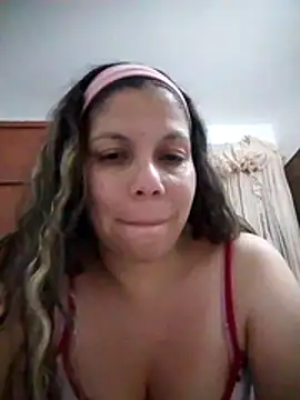 Carliina Soussa online show from November 2025 12:03:02 AM