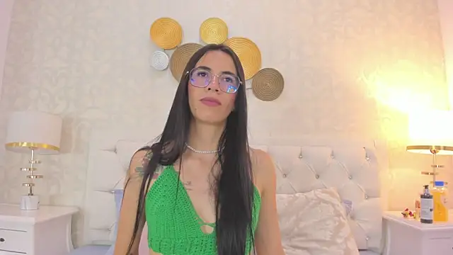 Snapshot of Clarisse28 chatting on January 2025 07:45:01 PM Clarisse28 online show from January 2025 07:45:01 PM