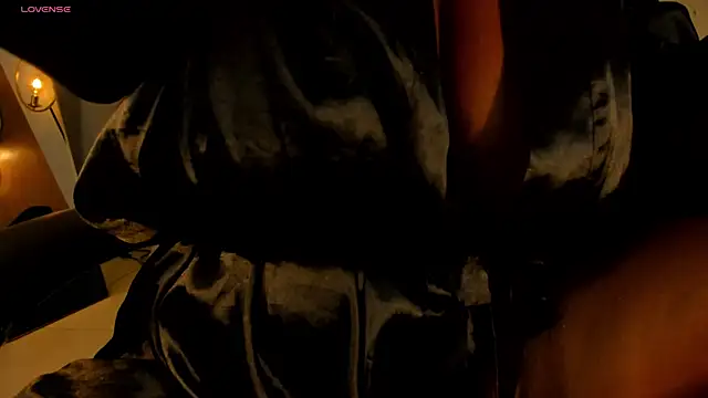 SavannahStorm online show from November 2025 10:58:02 AM