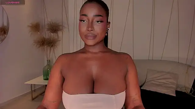 SavannahStorm online show from June 2026 11:57:01 AM
