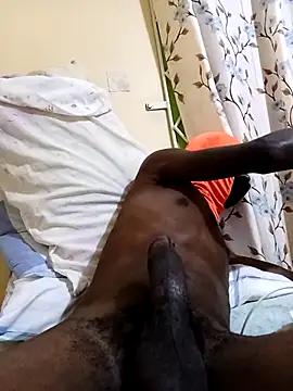 Snapshot of Kinng3 chatting on February 2026 03:21:01 AM Kinng3 online show from February 2026 03:21:01 AM