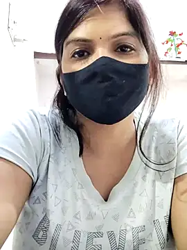 Snapshot of illay_love chatting on November 2025 05:57:01 PM illay love online show from November 2025 05:57:01 PM