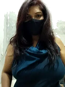 Snapshot of illay_love chatting on November 2025 05:46:01 PM illay love online show from November 2025 05:46:01 PM