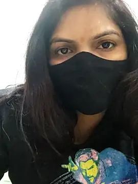 Snapshot of illay_love chatting on November 2025 06:16:02 AM illay love online show from November 2025 06:16:02 AM