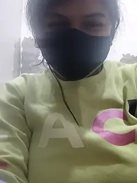 Snapshot of illay_love chatting on December 2025 05:25:01 AM illay love online show from December 2025 05:25:01 AM