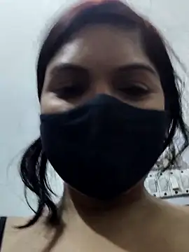 Snapshot of illay_love chatting on December 2025 05:53:01 PM illay love online show from December 2025 05:53:01 PM