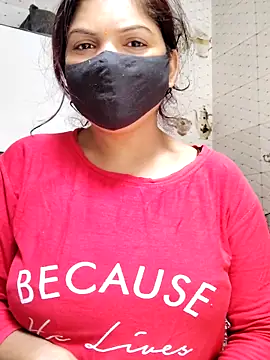 Snapshot of illay_love chatting on December 2025 06:09:01 AM illay love online show from December 2025 06:09:01 AM