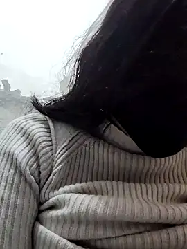 Snapshot of illay_love chatting on December 2025 06:32:02 AM illay love online show from December 2025 06:32:02 AM