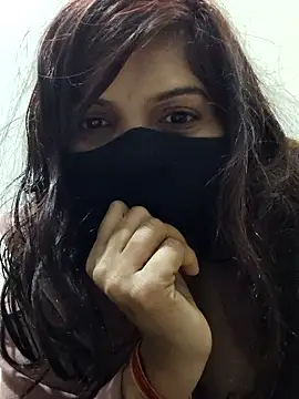 Snapshot of illay_love chatting on January 2026 05:27:02 PM illay love online show from January 2026 05:27:02 PM