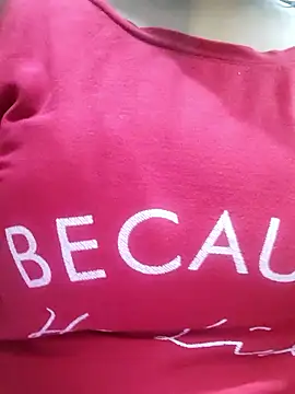 Snapshot of illay_love chatting on January 2026 06:27:01 AM illay love online show from January 2026 06:27:01 AM