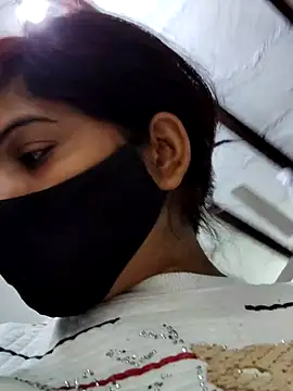 Snapshot of illay_love chatting on January 2026 10:10:02 AM illay love online show from January 2026 10:10:02 AM