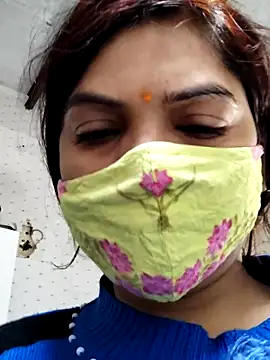 Snapshot of illay_love chatting on January 2026 05:34:02 AM illay love online show from January 2026 05:34:02 AM