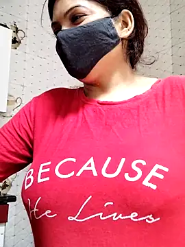 Snapshot of illay_love chatting on January 2026 06:06:01 AM illay love online show from January 2026 06:06:01 AM