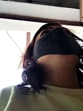 Snapshot of illay_love chatting on February 2026 04:40:02 AM illay love online show from February 2026 04:40:02 AM