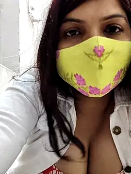 Snapshot of illay_love chatting on February 2026 05:30:02 PM illay love online show from February 2026 05:30:02 PM