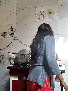 Snapshot of illay_love chatting on February 2026 05:56:02 AM illay love online show from February 2026 05:56:02 AM