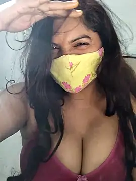 Snapshot of illay_love chatting on February 2026 07:34:02 AM illay love online show from February 2026 07:34:02 AM