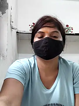 Snapshot of illay_love chatting on February 2026 05:39:02 AM illay love online show from February 2026 05:39:02 AM