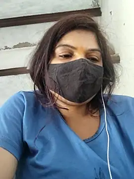 Snapshot of illay_love chatting on March 2026 07:25:02 AM illay love online show from March 2026 07:25:02 AM