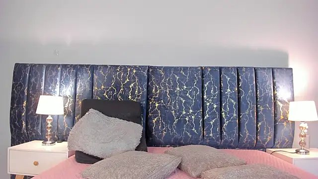 Snapshot of Sophia_Lemos chatting on October 2025 02:07:02 PM Sophia Lemos online show from October 2025 02:07:02 PM