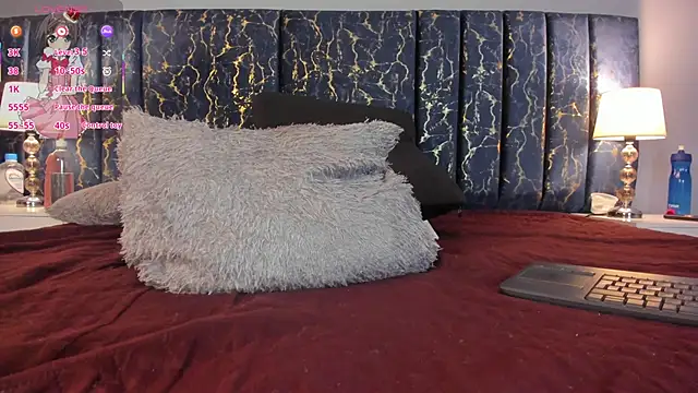 Snapshot of Sophia_Lemos chatting on October 2025 12:06:01 PM Sophia Lemos online show from October 2025 12:06:01 PM