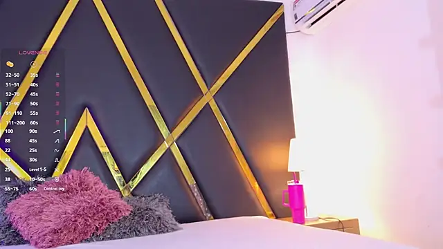 Adel Nesbiit online show from September 2025 07:35:01 PM