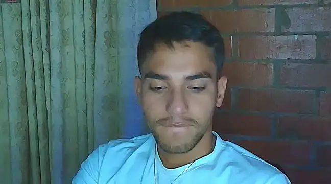 Leandro valenzuela online show from February 2025 07:29:01 AM