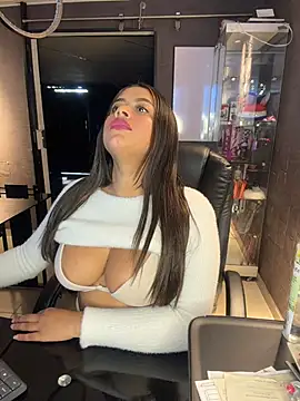 ElaaPerez online show from February 2026 08:24:02 PM