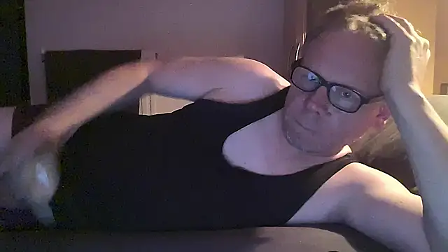 kinkyslet8 online show from September 2025 06:33:02 PM