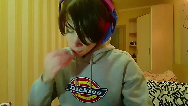 Snapshot of gayGamogey chatting on March 2025 07:42:02 PM gayGamogey online show from March 2025 07:42:02 PM