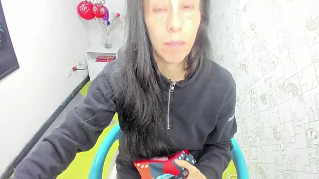 Snapshot of Abrillee1 chatting on March 2025 11:45:02 AM Abrillee1 online show from March 2025 11:45:02 AM