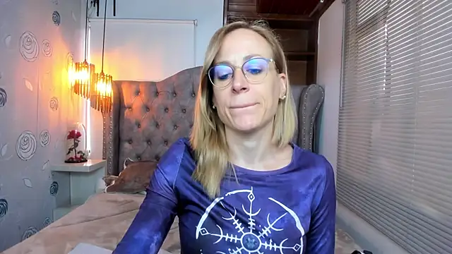 Snapshot of SammySanders chatting on January 2025 12:16:02 PM SammySanders online show from January 2025 12:16:02 PM