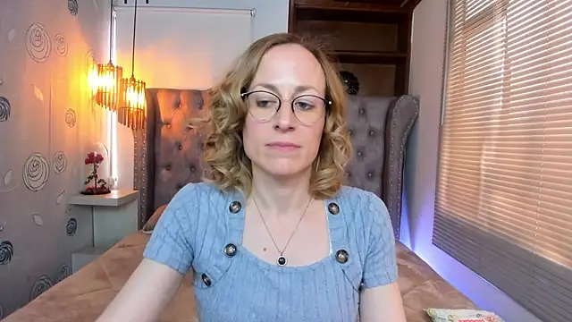 Snapshot of SammySanders chatting on February 2025 06:19:01 PM SammySanders online show from February 2025 06:19:01 PM